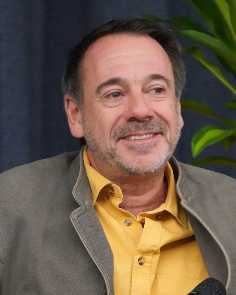 Michel Bussi, écrivain et parrain du SPO Rouen